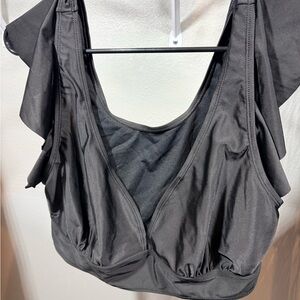 Elegant Black Sleeveless crop top